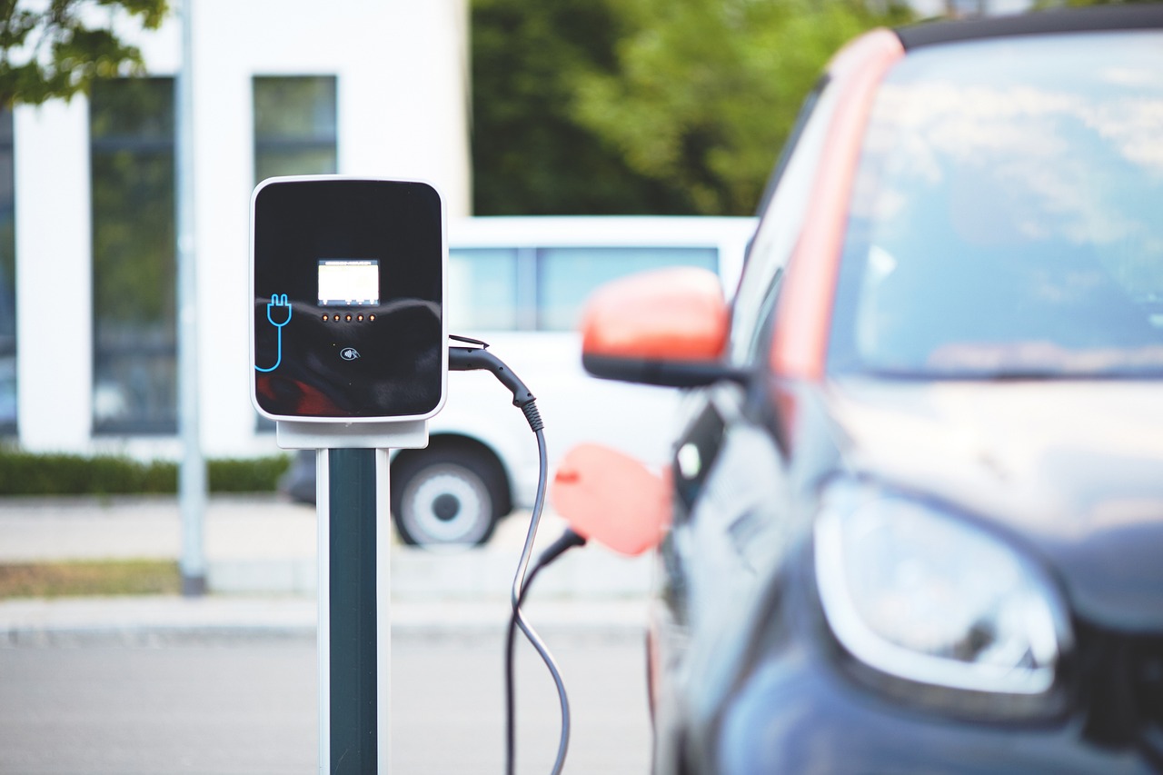 La France peut-elle reconquérir la production des petites voitures électriques ?